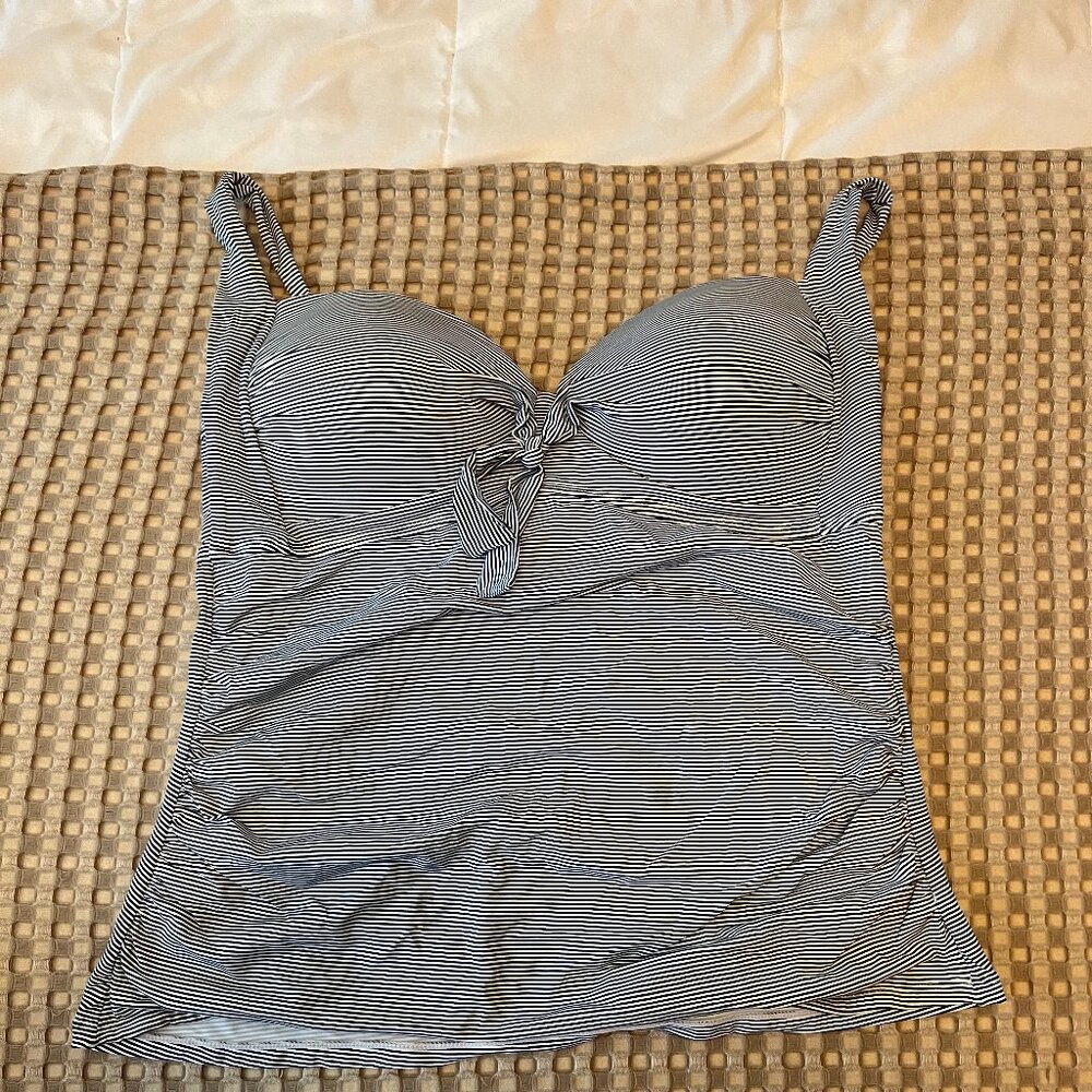 Navy & White Striped Liz Claiborne Size XL Swim Top